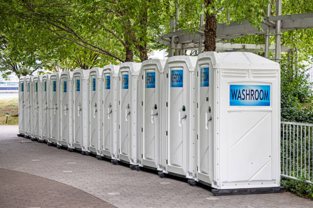Best Affordable porta potty rental  in Visalia, CA